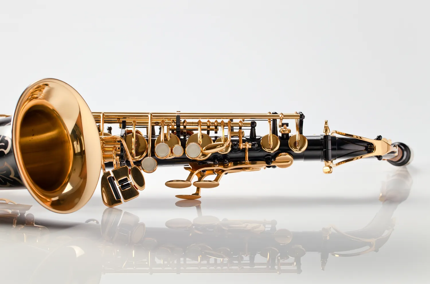 Jak transponuje saksofon sopranowy?